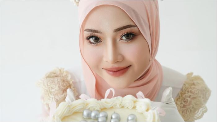 Sosok Aya Balqis Tuding Pacarnya Direbut Julia Prastini, Syok Ditikung Sahabat: Allah Kasih Tunjuk