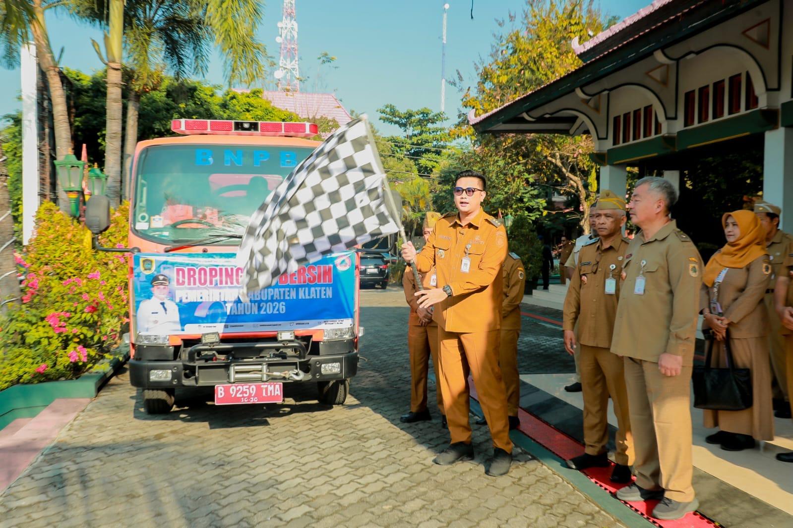 Bupati-Klaten-Hamenang-Wajar-Ismoyo-melepas-armada-dropping-air.jpg