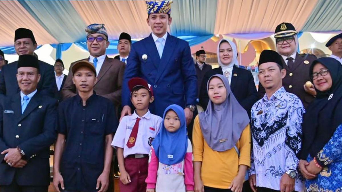 Sosok Raihan, Bocah SD di Lampung Panjat Tiang Bendera 12 M demi Kibarkan Bendera, Dapat Beasiswa!