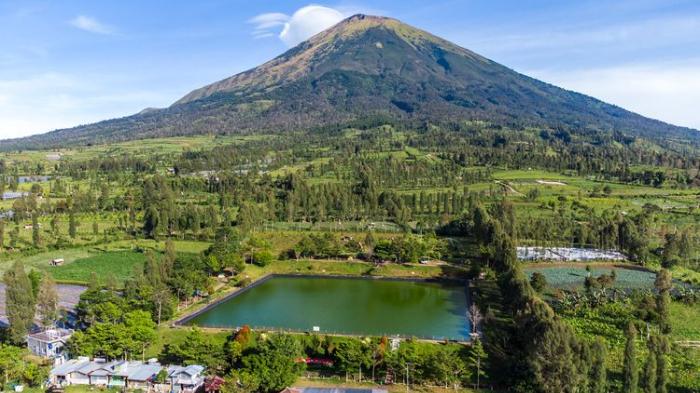 Embung-Kledung-berada-di-Kabupaten-Temanggung-Jawa-Tengah.jpg