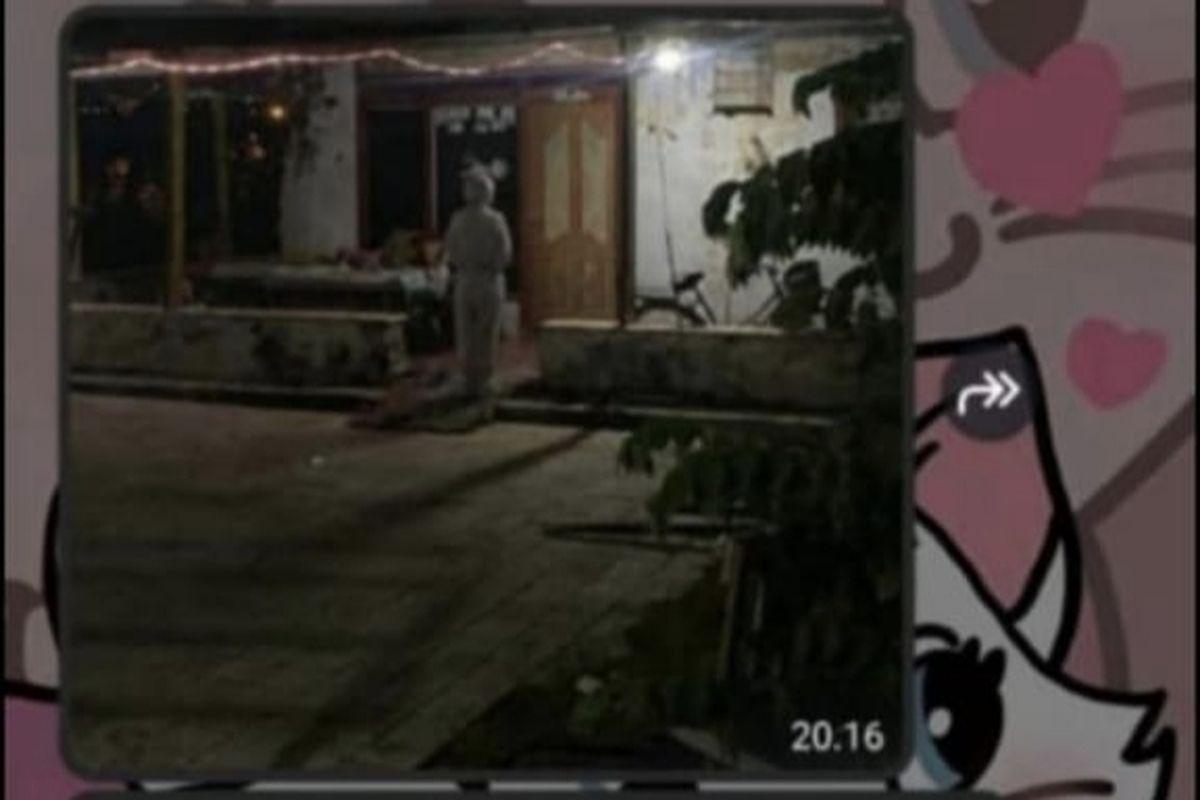 Gambar-penampakan-pocong-di-halaman-rumah-warga-yang-menyebar-di-Pamekasan.jpg
