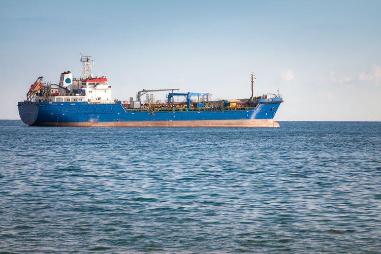 Nekat Terobos Blokade AS, Kapal Tanker China Berhasil Lewati Selat Hormuz, Kini Kena Sanksi