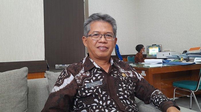 Susmiarto-saat-menjabat-sebagai-Kepala-Disdukcapil-Sleman.jpg