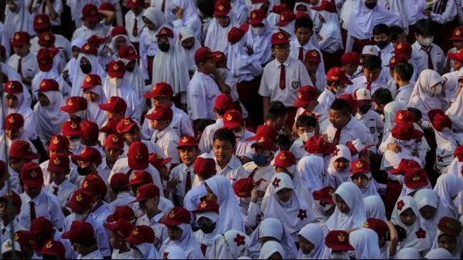 ilustrasi-penyaluran-bantuan-pip-kemdikbud-2023.jpg