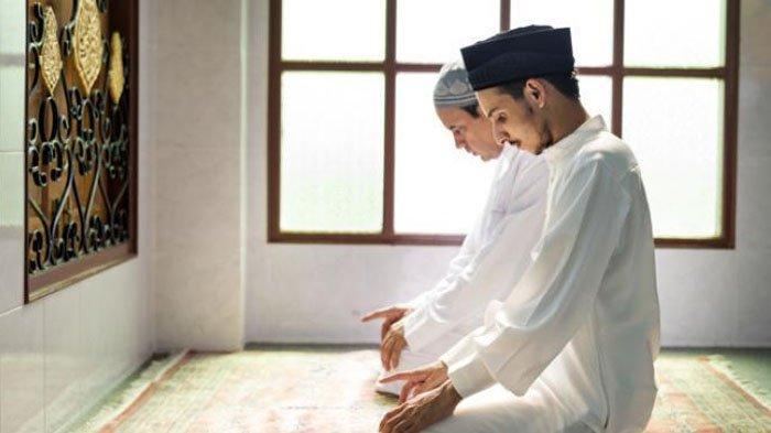 Bagaimana Jika Sholat Jumat Terlambat & Tidak Mendengarkan Khutbah? Simak Penjelasan Buya Yahya