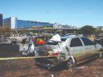 19-mobil-yang-terparkir-di-Bandara-Ninoy-Aquino-di-Filipina-hangus-terbakar6.jpg