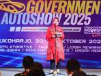Bupati-Sukoharjo-Etik-Suryani-membuka-Government-Auto-Show.jpg