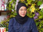 Clara-Shinta-menyebut-dirinya-dan-suami-masih-seperti-bocil.jpg
