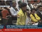 Di-hadapan-anggota-DPR-RI-mahasiswa-menyuarakan-hal-hal-ini.jpg