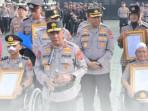Empat-anggota-Polda-Jabar-terima-kenaikan-pangkat-luar-biasa-atas-dedikasinya.jpg