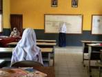 Jawaban-Bahasa-Indonesia-Kelas-8-Halaman-190-191-Pendapat-Kalian-tentang-Pesan-yang-Ada-Dalam-Puisi.jpg