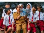 Jawaban-IPAS-Kelas-5-Halaman-184-188-Apa-Saja-Sumber-Daya-Alam-Nonhayati-yang-Ada-di-Daerah-Kalian.jpg