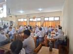 Jawaban-PKN-Kelas-12-Halaman-101-106-Makna-Sila-Ketuhanan-Yang-Maha-Esa-dalam-Pelaksanaan-Keyakinan.jpg
