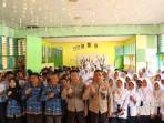 Kunci-Jawaban-Pendidikan-Agama-Islam-Kelas-9-Halaman-111-Urutan-Penyembelihan-Hewan-Tradisional.jpg