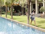 Penampakan-Rumah-Chef-Devina-yang-Dikira-Penjual-Siomay-f.jpg