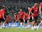 Pesepak-bola-Timnas-Indonesia-Dean-James-tengah-menjalani-sesi-latihan.jpg