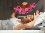 ilustrasi-berkeringat-saat-tidur.jpg