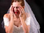 ilustrasi-pengantin-wanita-menangis-saat-suaminya-syok-lihat-tubuhnya-di-malam-pertama.jpg