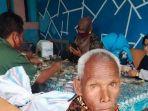 kakek-biok-yang-menyimpan-uang-rp-81-juta-dalam-karung-hasil-upah-mencuci-piring.jpg