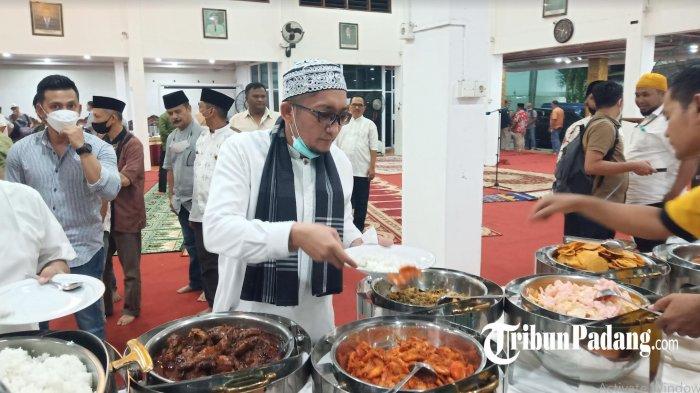 Wali Kota Hendri Septa Buka Bersama Insan Pers di Padang, Sampaikan Program Kerja Selama Ramadhan