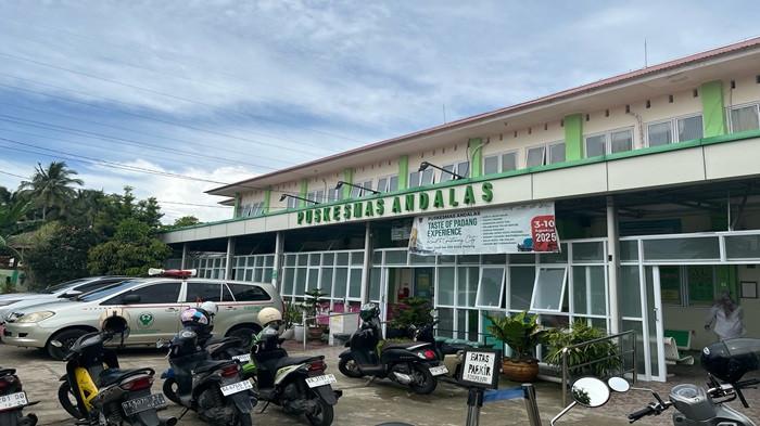 CAMPAK: Puskesmas Andalas, Kecamatan Padang Timur, Kota Padang, Sumatera Barat saat dikunjungi, Rabu (12/11/2025). Ada sebanyak 27 suspek campak sepanjang Mei-Oktober 2025.