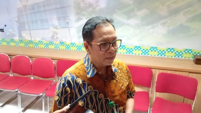 DUGAAN KELALAIAN PROSEDUR- Direktur Utama RSUP M Djamil, Dovy Djanas, memberikan keterangan pada Selasa (21/4/2026).