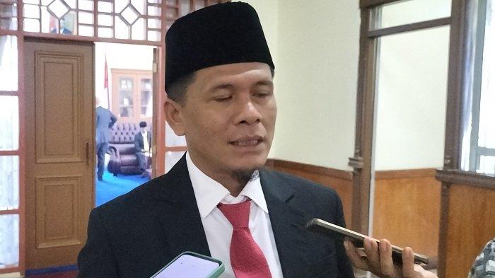 Pindah Partai, Dua Anggota DPRD Pariaman Dilantik sebagai PAW, Menjabat sampai Agustus 2024