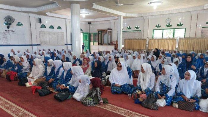 Ketua TP PKK Agam Hadiri, BKMT Kecamatan Palupuah