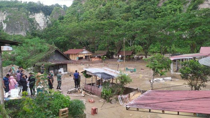 POPULER SUMBAR: Aliran Sungai Ngarai Sianok Kembali Meluap dan Kasus Aldelia Siswi Terbakar
