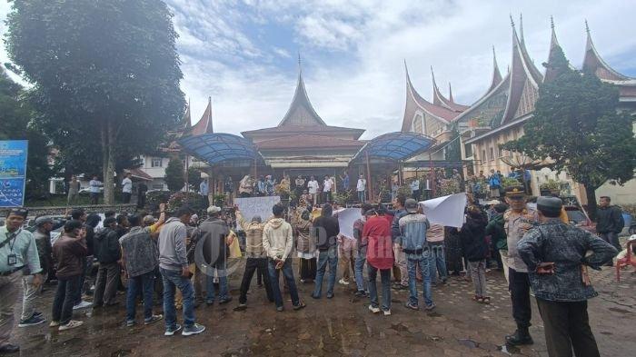 Masyarakat Alahan Panjang Tuntut HGU di Alahan Resort yang Sudah Berakhir Dikembalikan