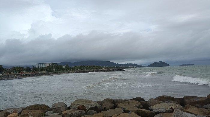 5 Tempat Wisata Pantai di Kota Padang, Rekomendasi Dikunjungi Bersama Keluarga di Akhir Pekan