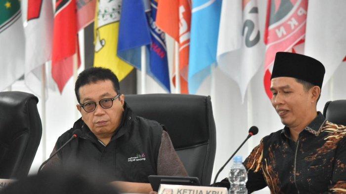 Jasman Hadiri Rakor KPU Dalam Rangka Pendistribusian Logistik, Pembersihan Alat Peraga Kampanye