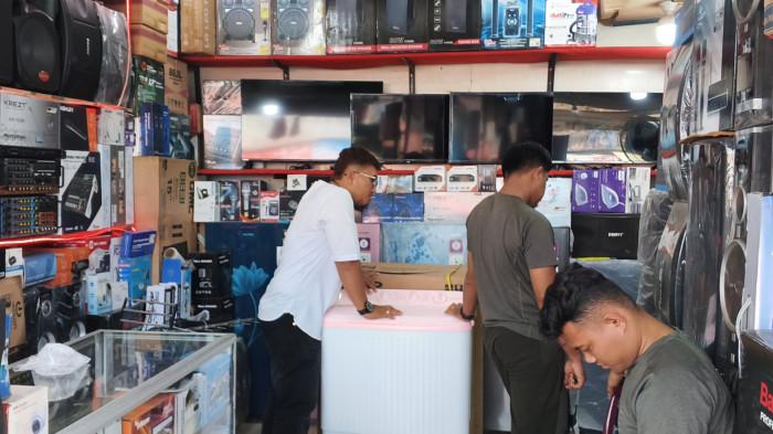 Pasar Raya Padang pedagang TV 12/6/2026