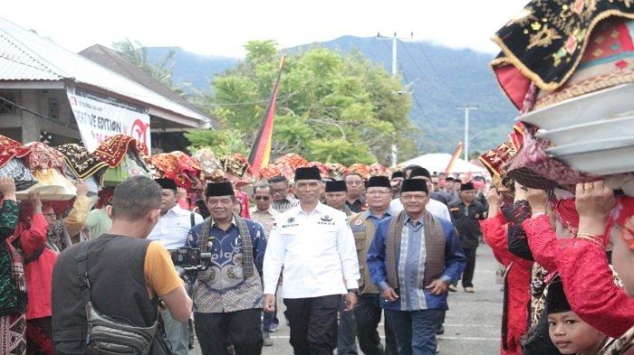 Genjot Kedatangan Wisatawan Asing, Pemkab Solok Resmikan Kampung Inggris di Nagari Jawi-Jawi