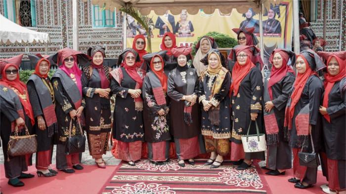 Gelar Konsolidasi di Solsel, Pemerintah Dorong Bundo Kanduang Perkuat Peran Perempuan Minang