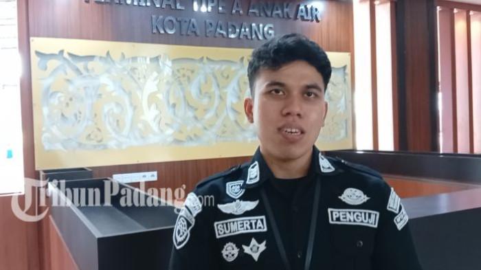 Petugas Terminal Anak Air, Kadek Sumertayasd.