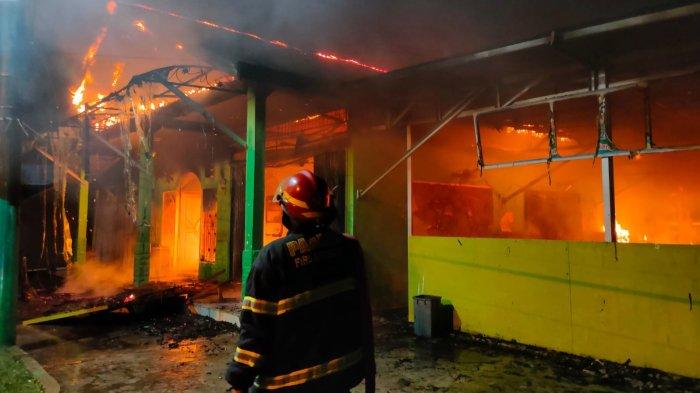 POPULER PADANG: Pondok Pesantren Terbakar dan Warek hingga Direktur Pascasarjana Unand Dilantik