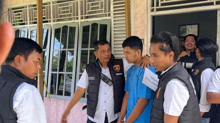 3 BERITA POPULER SUMBAR: Rekonstruksi Pembunuh Berantai, Pemuda Gantung Diri dan Banjir Alahan Mati