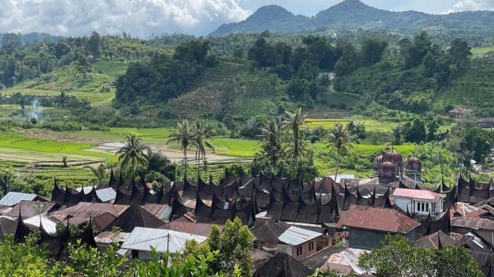 Rumah gadang di Kampung Sarugo, Limapuluh Kota 2 16/11/2025