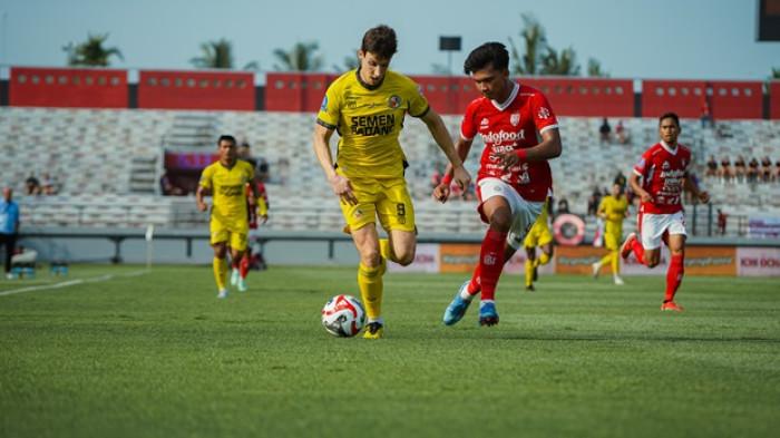 SEMEN PADANG FC - Bali United vs Semen Padang FC berakhir imbang pada lanjutan pekan ke-18 BRI Super League 2025/2026 di Stadion Kapten I Wayan Dipta, Gianyar, Sabtu (24/1/2026),