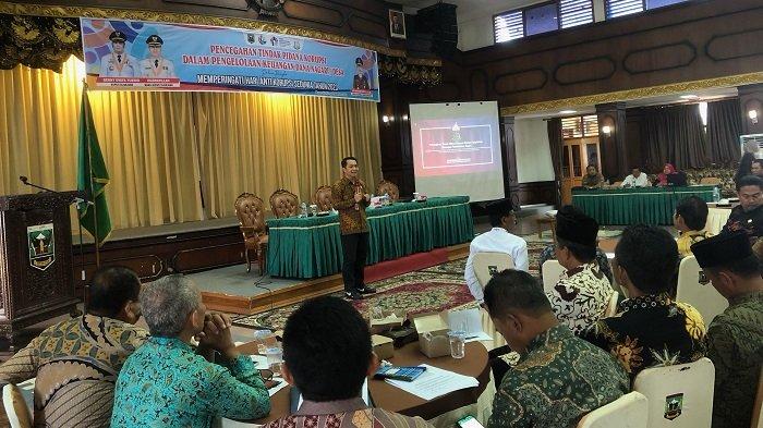 Hari Anti Korupsi Sedunia, Pemkab Sijunjung adakan Sosialisasi Pencegahan Tipikor Dana Desa