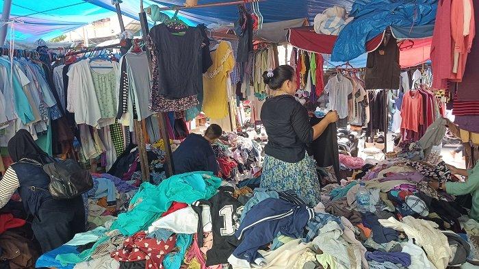 Soal Larangan Jual Thrifting, Disdag akan Telusuri Importir Pakaian Bekas di Sumbar