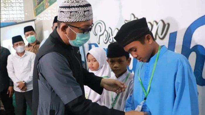 Pesantren Ramadhan Tingkat SD-SMP Sederajat se Kota Padang Resmi Dibuka oleh Wali Kota