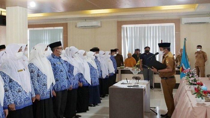 Wawako Solok, Ramadhani Kirana Putra Lantik, 29 Kepala SD & SMP, serta 10 Pengawas Sekolah