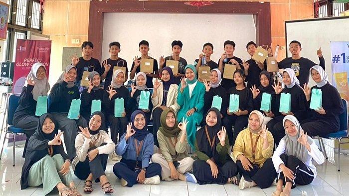 Wardah Berbagi Ilmu Tentang Skin Education & Grooming Class untuk Finalis Duta Genre Kota Sawahlunto