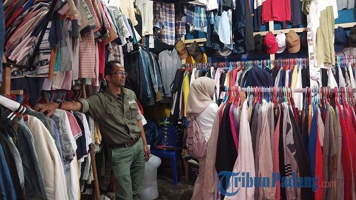Pedagang di Bukittinggi Kecewa Impor Pakaian Bekas Dilarang, Sebut Pemerintah Tak Kasih Solusi