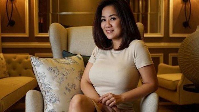 VIRAL Selebgram Tante Ernie yang Memikat Warganet, Disebut Tante Pemersatu Bangsa di Media Sosial
