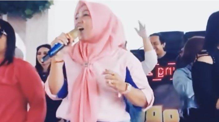 PROFIL Meli Dedi, Penyanyi Sikok Bagi Duo yang Sempat Diperiksa BNN