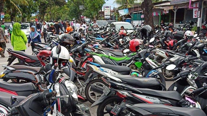 Berkah Millenial Road Safety Festival bagi Pedagang di Padang, Raup Rp 1 Juta Sehari