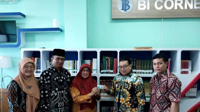 Jasman Mendaftar, Sebagai Anggota Perpustakaan di Dinas Perpustakaan dan Kearsipan